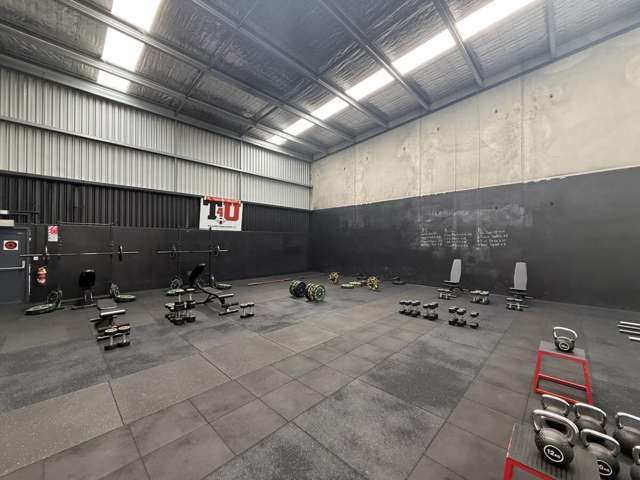 35 McLaughlins Road Wiri_1