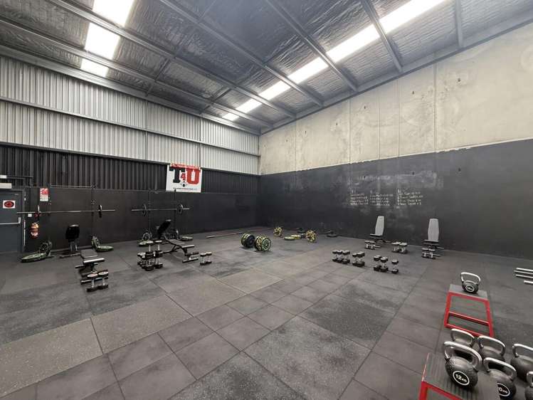 35 McLaughlins Road Wiri_1