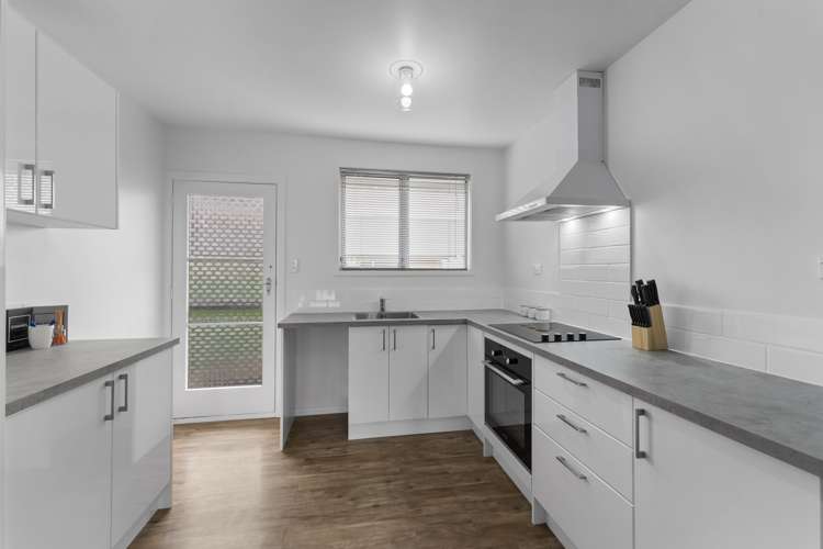 2/2 Tuckers Road Redwood_3