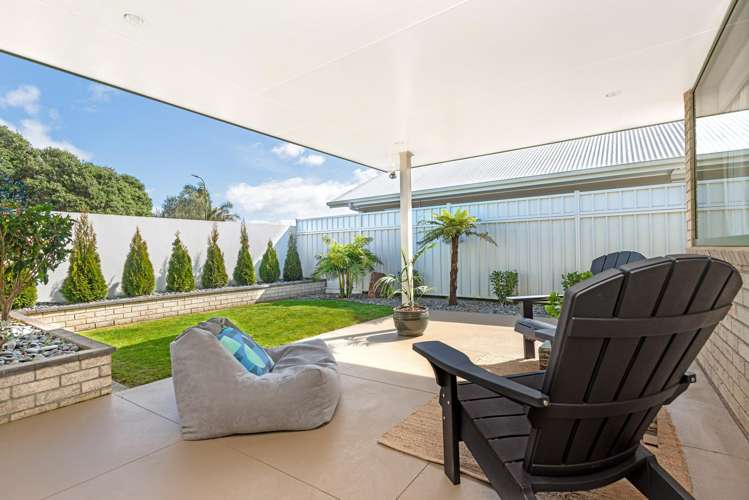 26 Pohutukawa Grove Lytton West_1