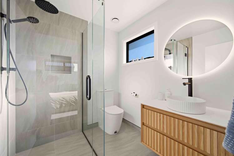 12 Booth Drive Cromwell_11