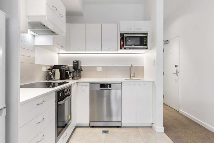 1/54 Webb Street Te Aro_2