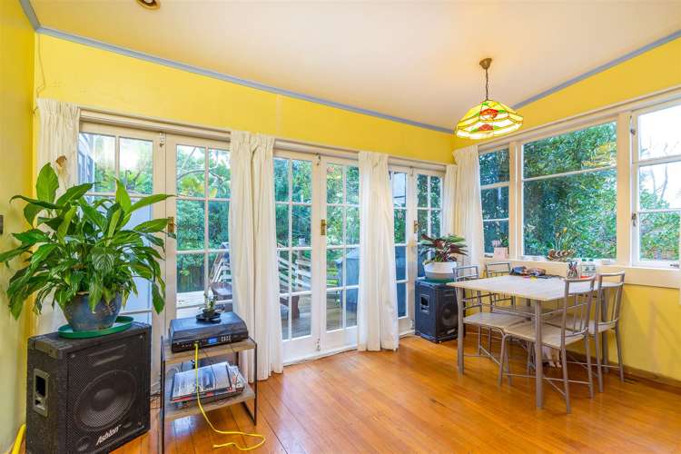 46 Clayburn Road Glen Eden_16