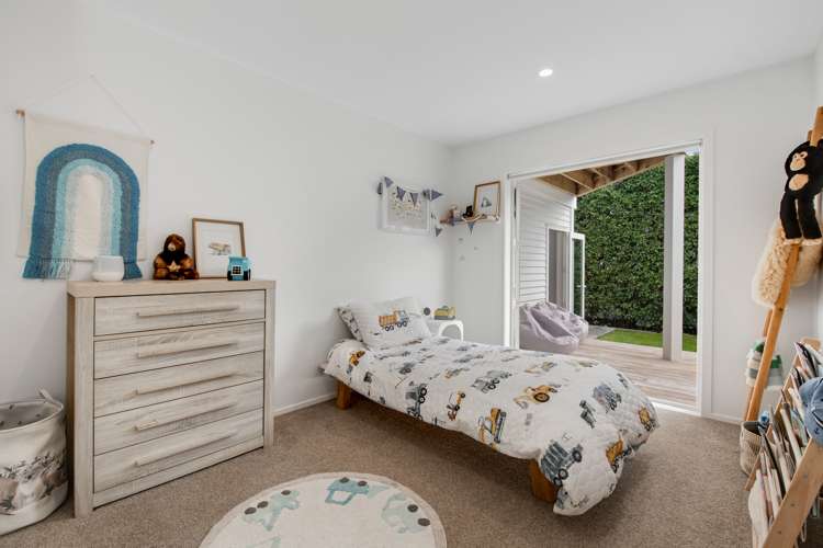 10 Pohutukawa Avenue Red Beach_20