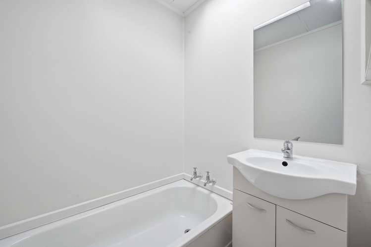 6 Comet Crescent Mangere_7