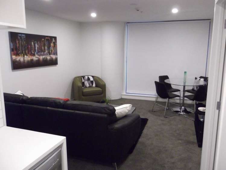 1501/18 Saint Martins Lane Grafton_3