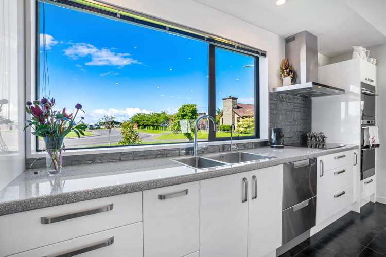 28 Talboys Drive Winton_5