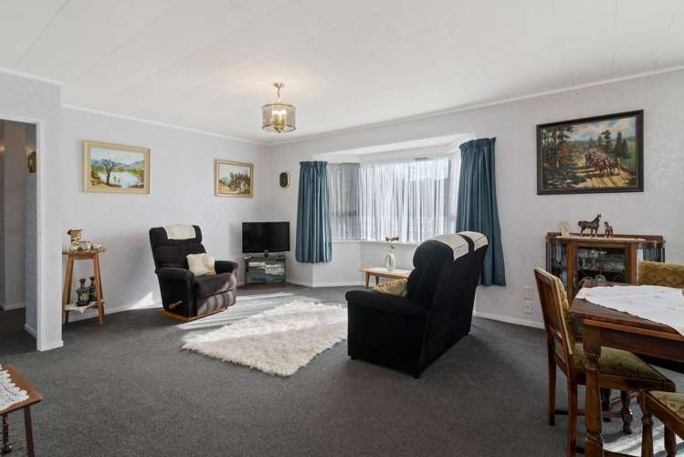 8b Rutland Street Utuhina_3
