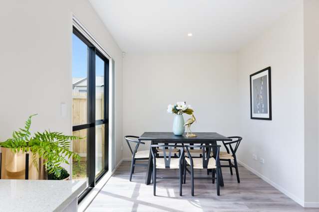 11/60 Kelman Road Kelston_4