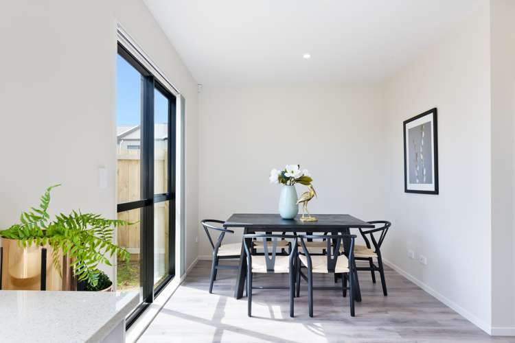 12/60 Kelman Road Kelston_13