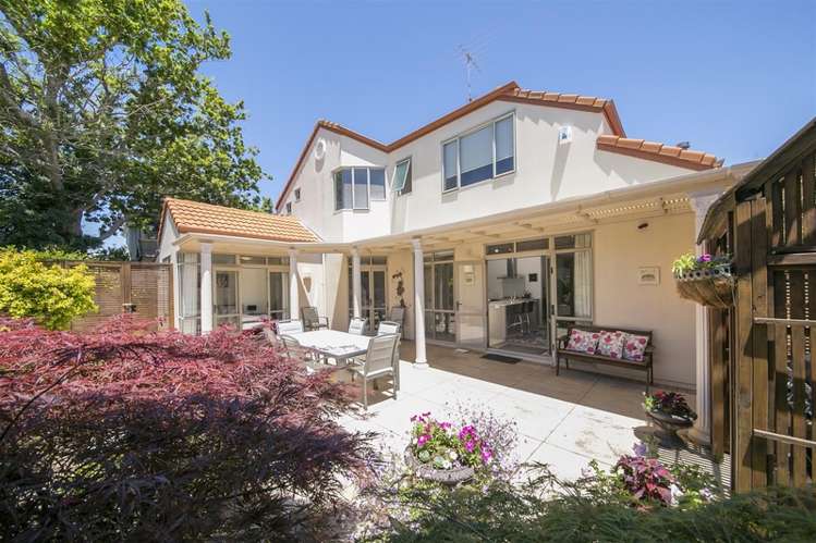 2/34 Byron Avenue Takapuna_1