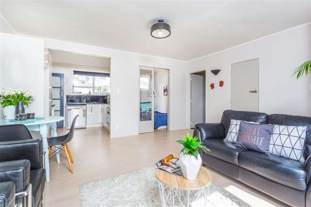 1a Leeson Place Mangere_4