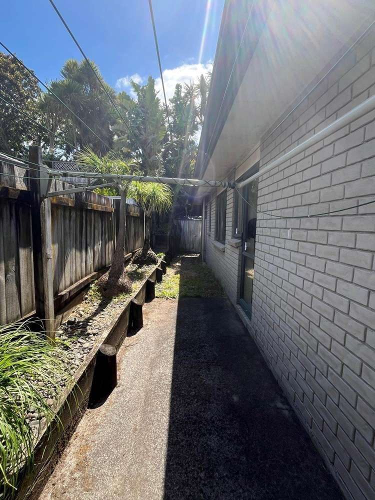 7B Saralee Drive Manurewa_11