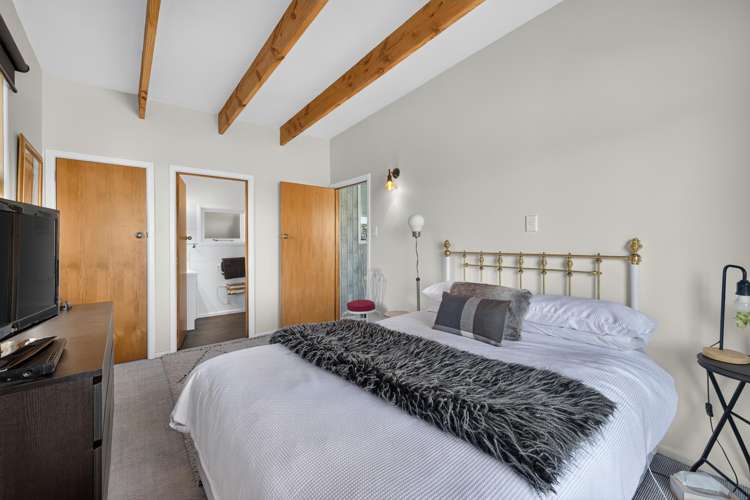 21 Bayview Road Charteris Bay_16