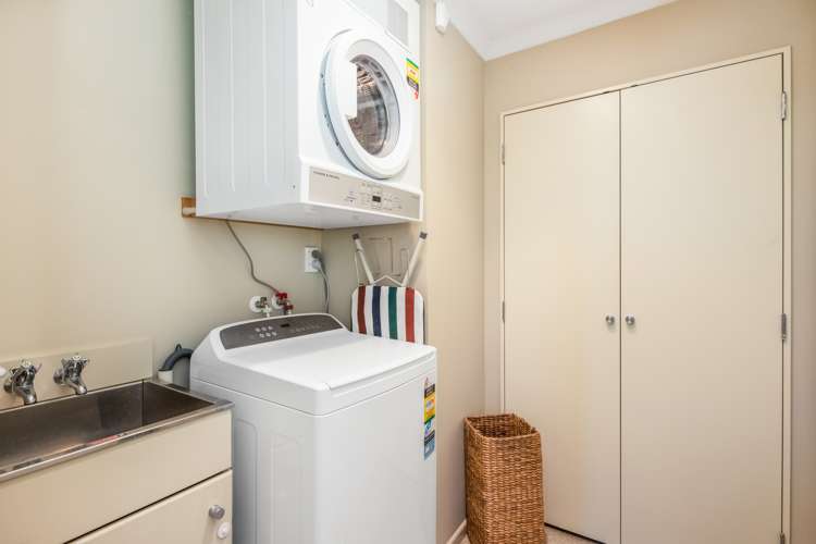 132 Sidlaw Street Strathmore Park_13