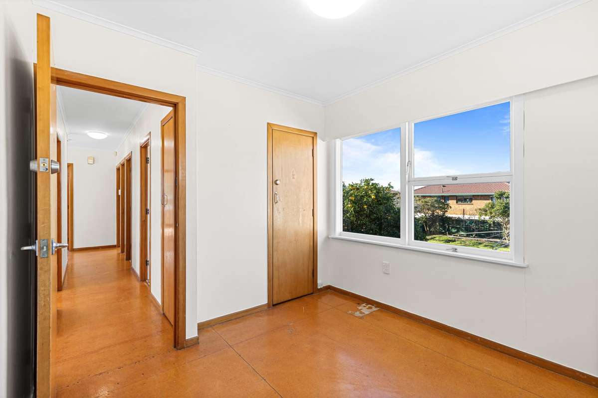 4257 Great North Road_5