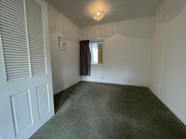 6 Gray Crescent Torbay_10