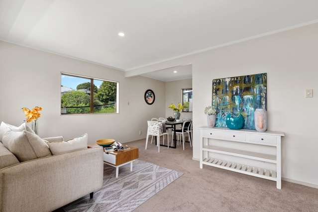 2/67 West Coast Road Glen Eden_4