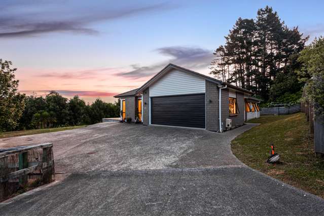 42 Leebank Crescent Riverhead_2