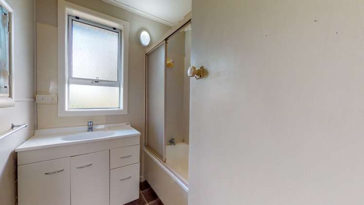 982 State Highway 25 Waitakaruru_15