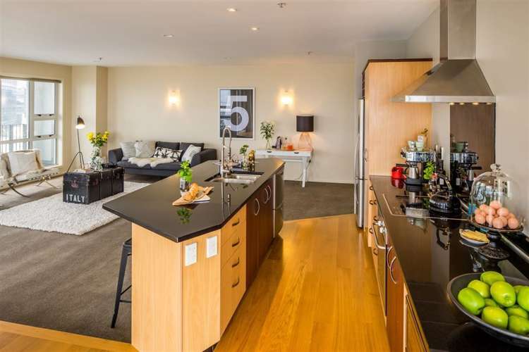 508/107 Thorndon Quay Pipitea_2