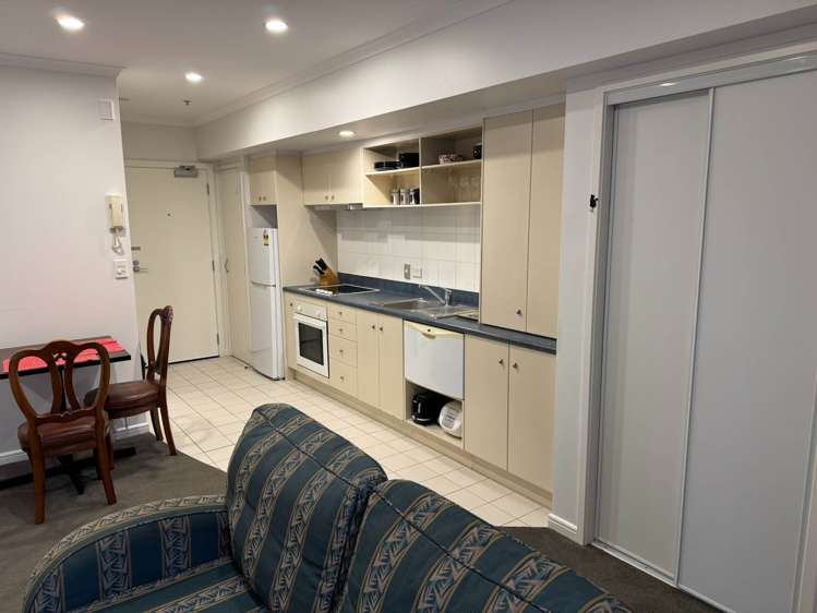 9K/1 Emily Place City Centre_7