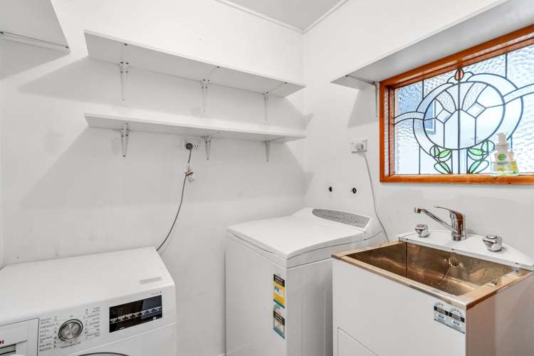 54 Earnslaw Street Avenal_32