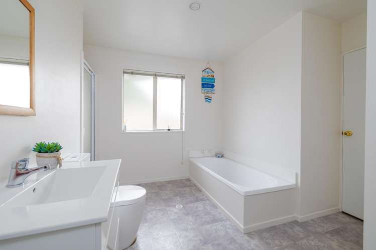 17 Rustic Lane Spreydon_11