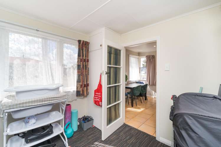 55 McGregor Street Milson_9
