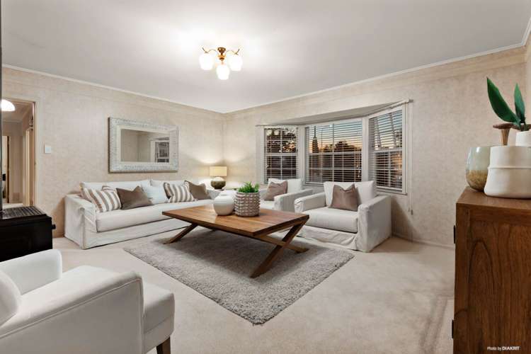 9 Riverpark Crescent Henderson_5