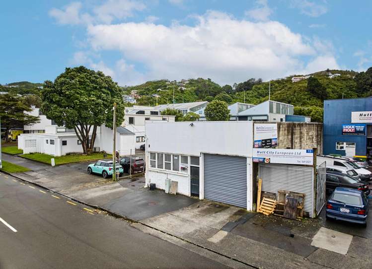 9-11 Wakefield Street Alicetown_2