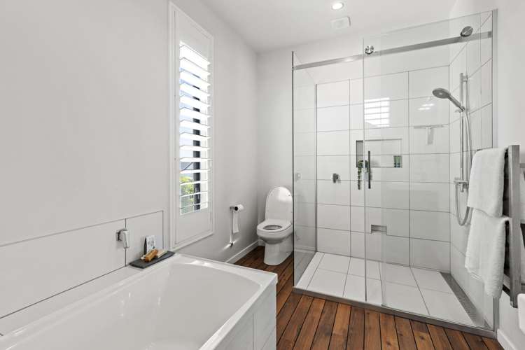 59 Waterstock Way Parklands_17