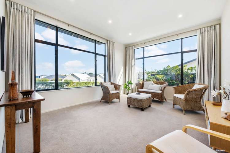 10 Lydiard Place Beachlands_7