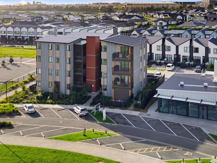 9/40 Waiparaheka Drive Wainui_28