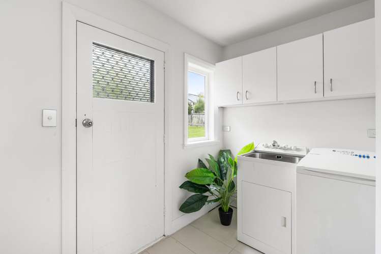 18 Corrella Road Belmont_13