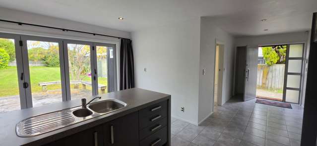  12 Rimutaka Street Paraparaumu_2