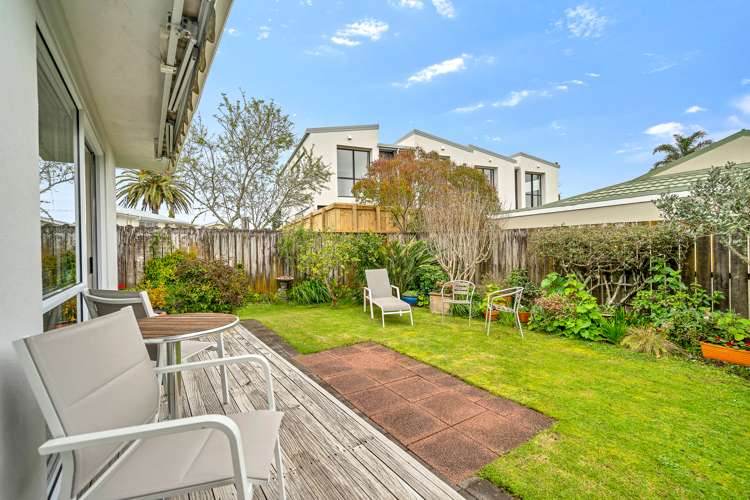 8d Rathgar Road Henderson_13