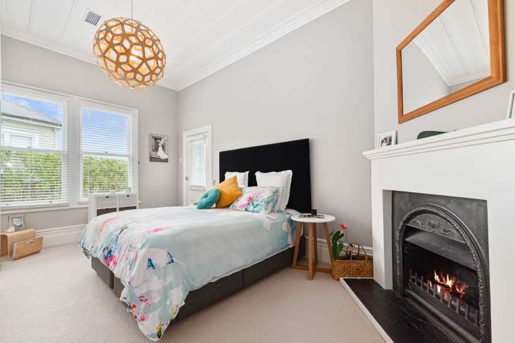 11 Shoal Bay Road Devonport_9