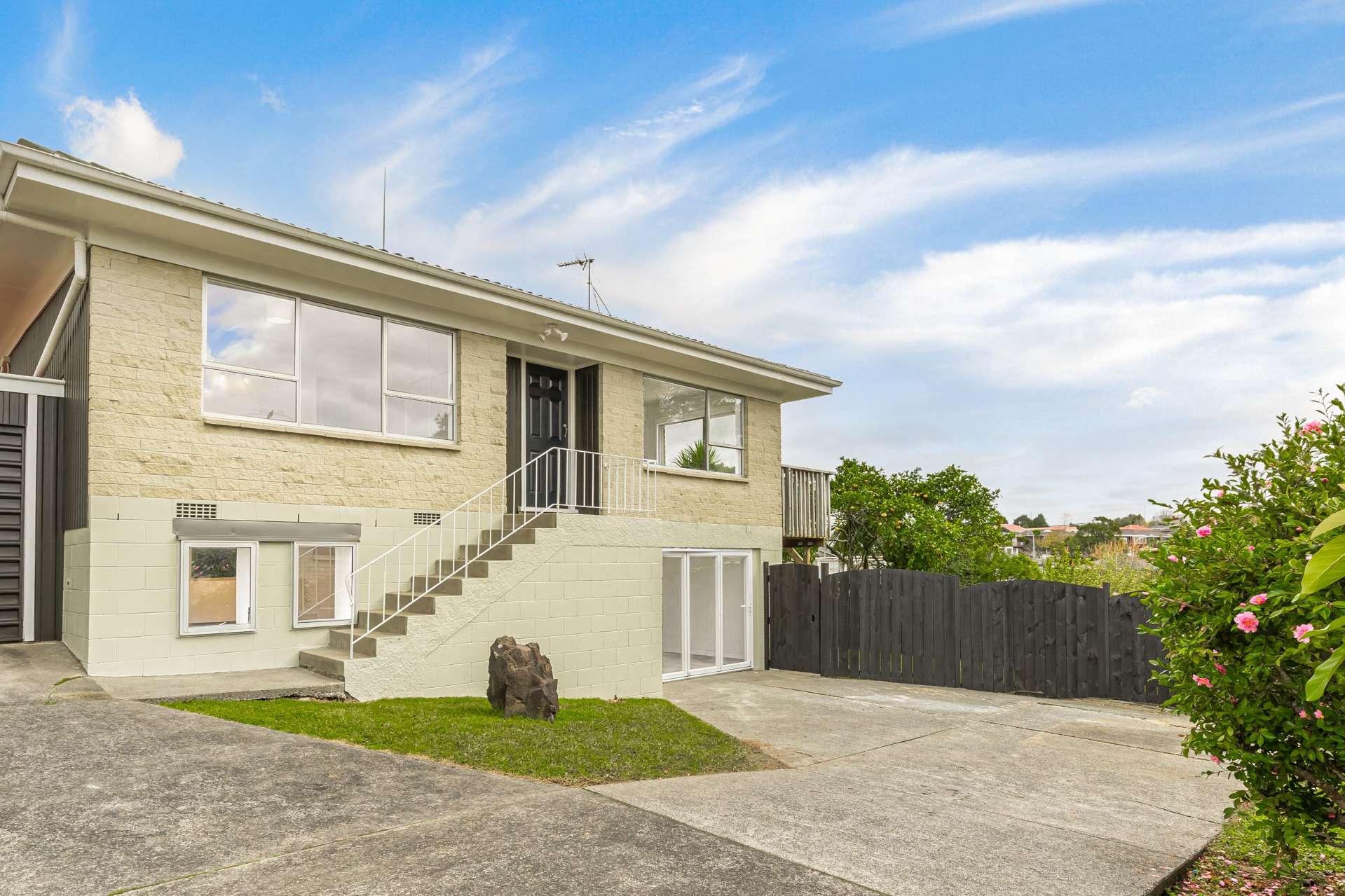 2/12 Jenelin Road Glendene Waitakere City Houses for Sale One Roof