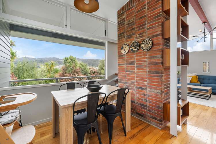 42 Hilltop Avenue Morningside_12