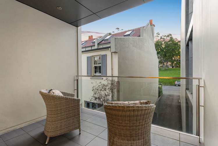 1E/11 George Street Newmarket_10