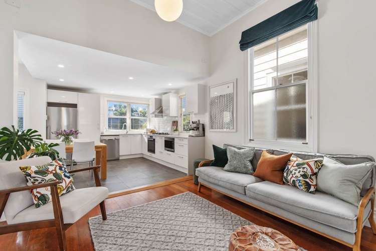 31 Queens Parade Devonport_7