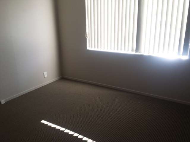 2/56 Watts Road Manurewa_4