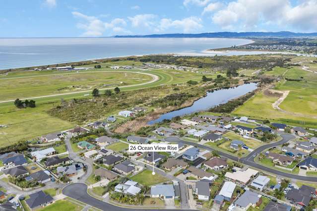 26 Ocean View Rise Ruakākā_4