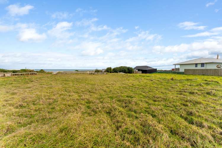 295 Tai Road Opunake_9