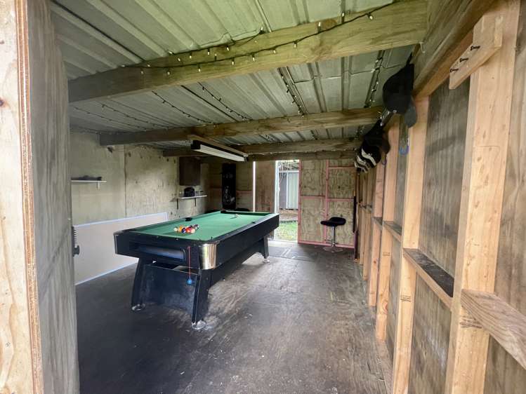 11 Dunrobbin Place Gate Pa_21