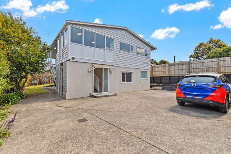 22 Bridge Avenue Te Atatu South_16