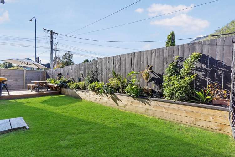 16a Gloria Avenue Te Atatu Peninsula_34