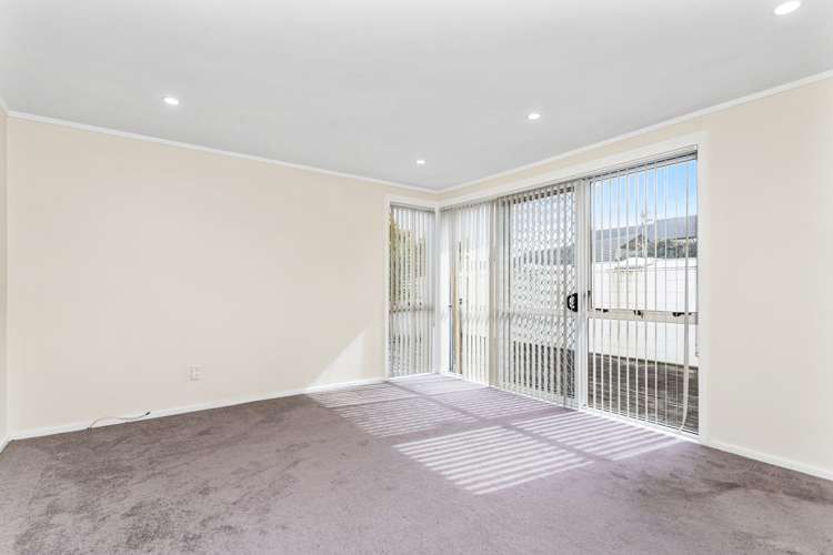 77 Ruawai Road Mount Wellington_5