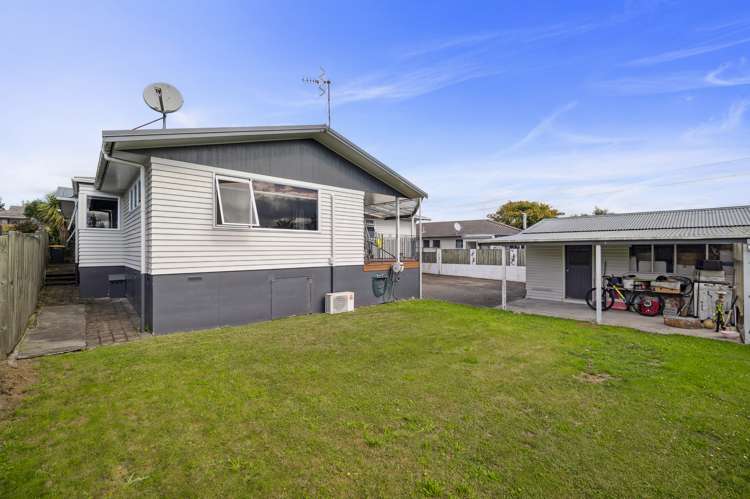 3 Browning Crescent Owhata_17
